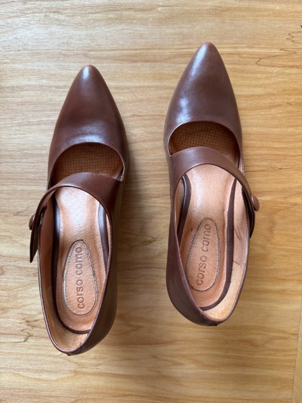 Chocolate Brown Leather Corso Como Heels - Picture 7 of 16
